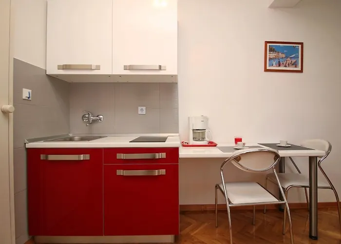 Mila 아파트 로비니