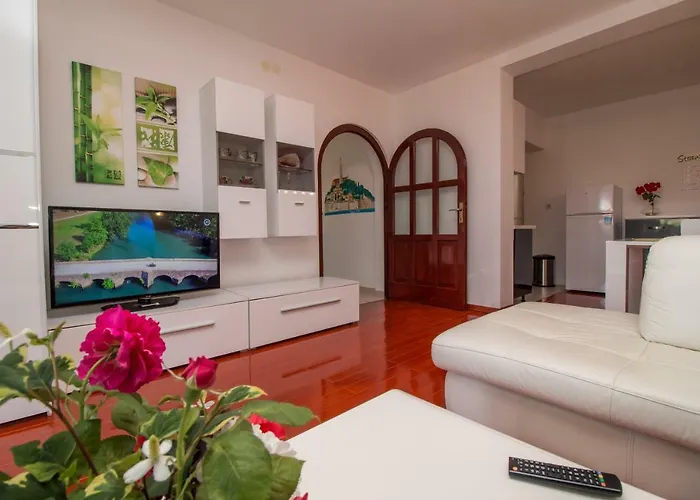 아파트 Mila 로비니