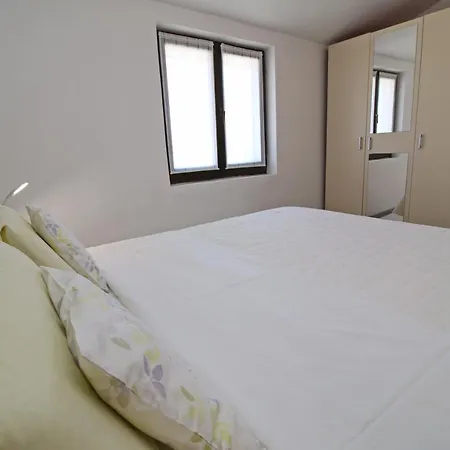 Mila Apartment *