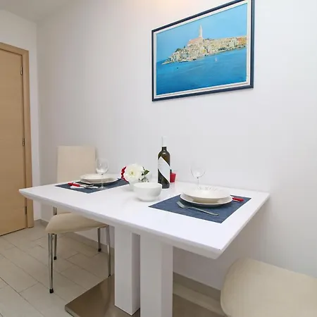 Apartment Mila *