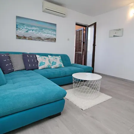 Mila Apartment *