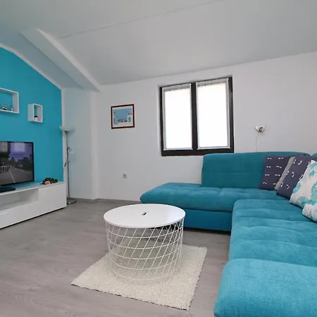Mila Apartment