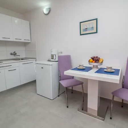 Mila Apartment *